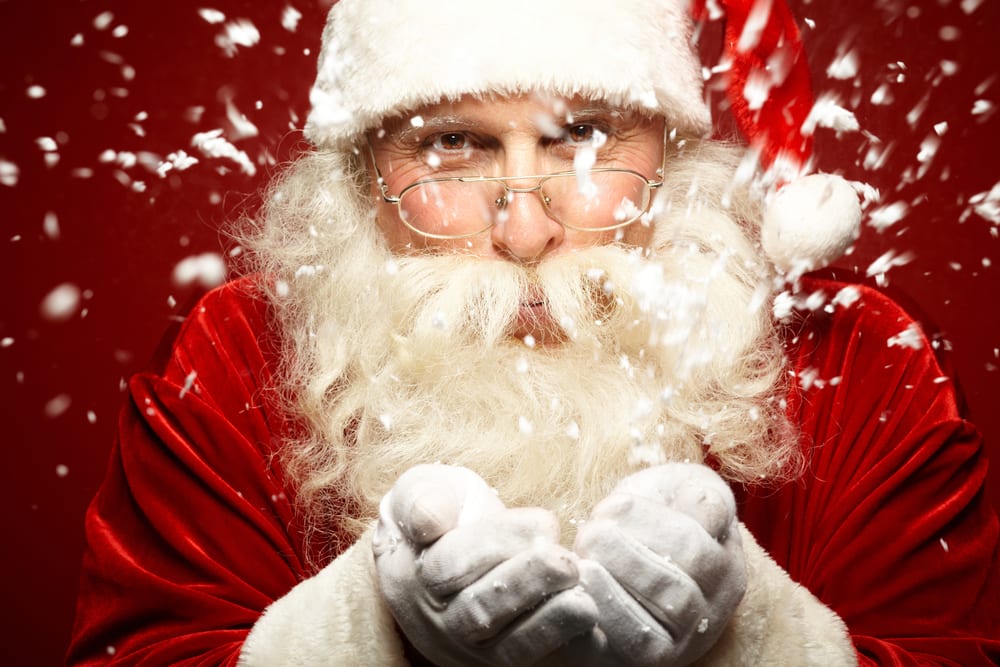 Did that mall Santa undergo a background check? A new bill would demand it